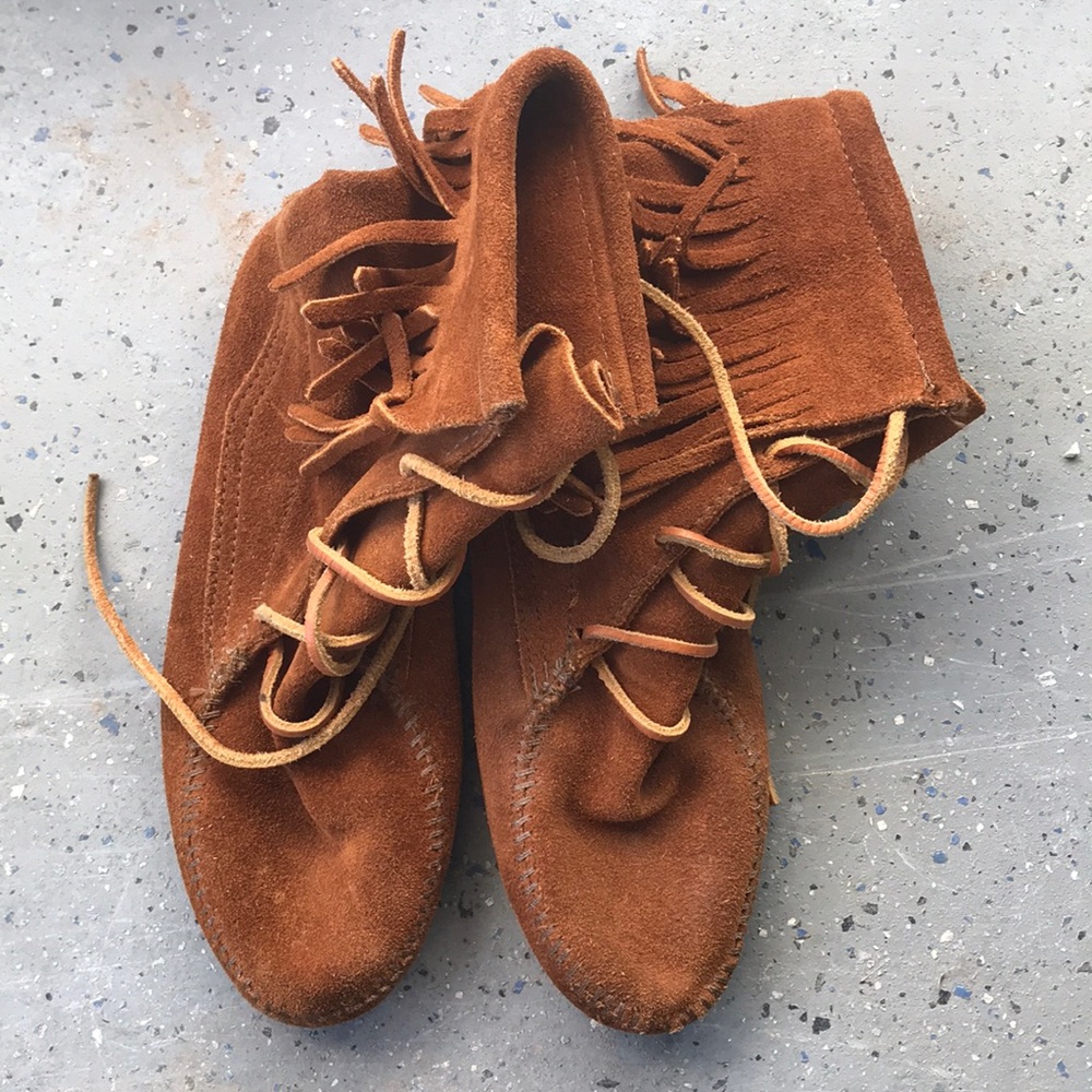 Minnetonka lace up boots